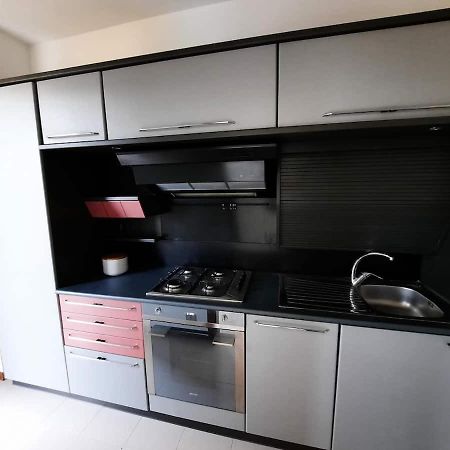 Appartamento Confortevole E Ben Servito San Mariano Екстериор снимка